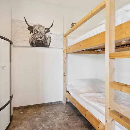 Lovely In Zeulenroda-triebes Apartment *