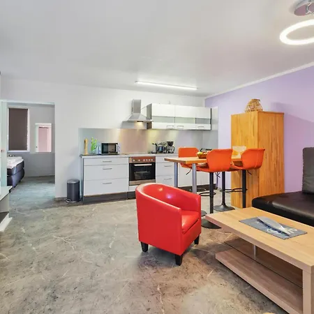 Beautiful Apartment In Zeulenroda-Triebes *