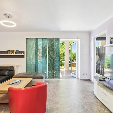 Lovely In Zeulenroda-triebes Apartment Zeulenroda-Triebes